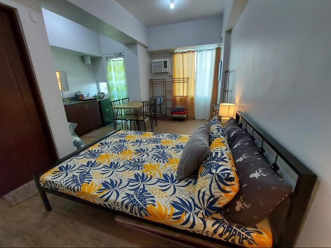 Alabang Affordable Condominium マニラ市 エクステリア 写真