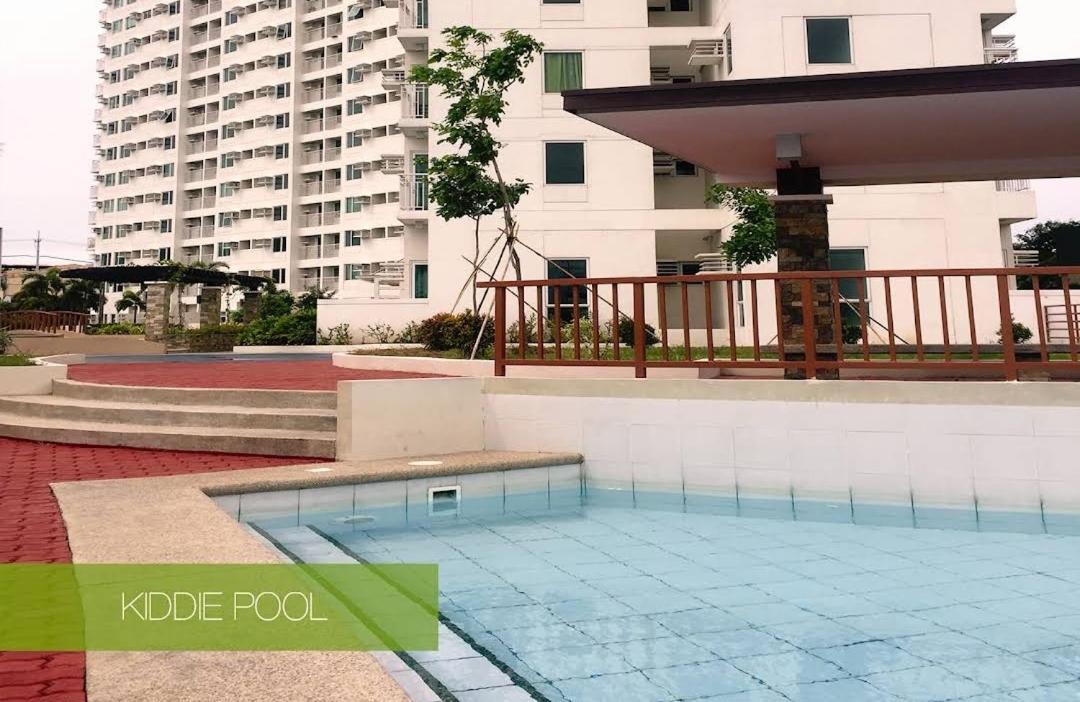 Alabang Affordable Condominium マニラ市 エクステリア 写真